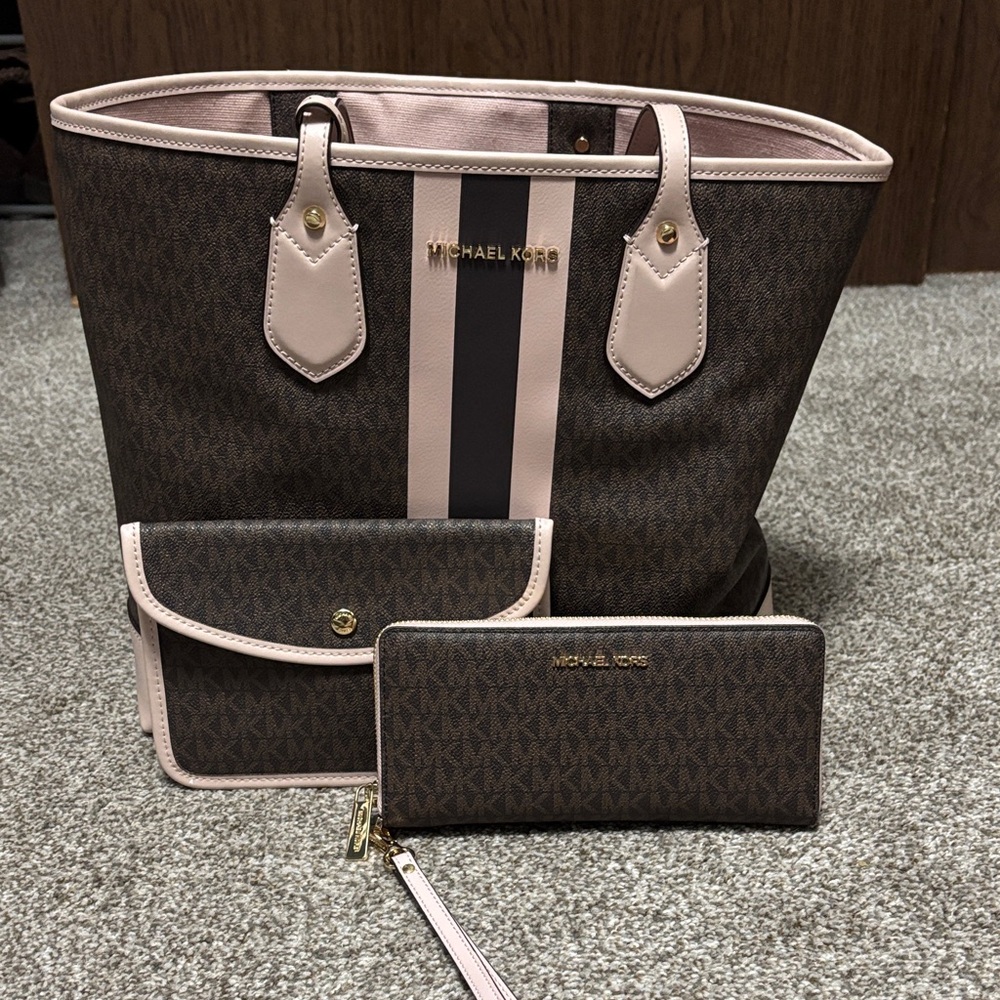 Michael Kors Brown and Pink Tote Bag Set